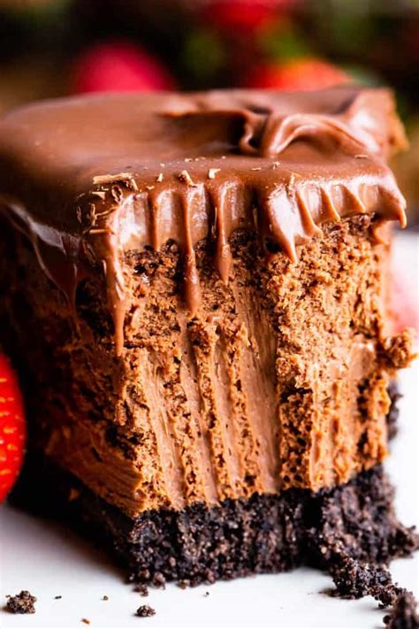 sensationally-smooth-chocolate-cheesecake-the-food image