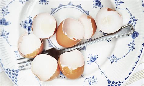 can-you-eat-eggshells-myrecipes image