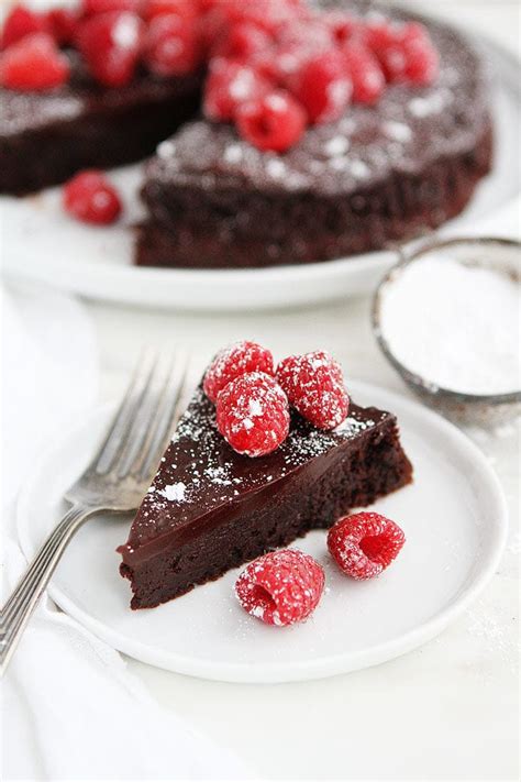 flourless-chocolate-cake-easy-two-peas-their-pod image