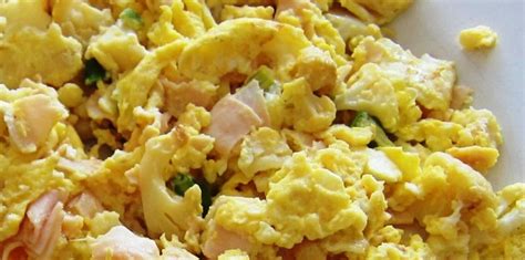 scrambled-eggs-recipe-with-turkey-and-cauliflower image