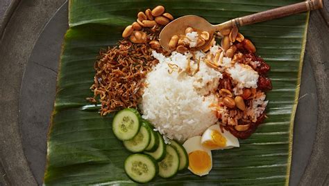 malaysian-must-make-this-authentic-nasi-lemak image