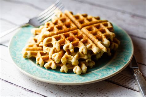 fluffy-waffles-almond-coconut-flour-comfy-belly image