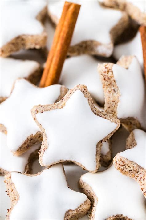 zimtsterne-german-cinnamon-star-cookies-plated image