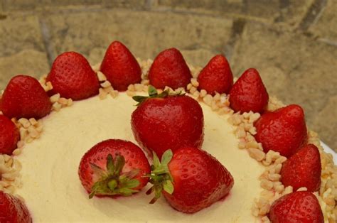 strawberry-lemon-dacquoise-with-a-cheats-version image