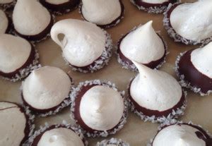 chocolate-meringue-drops-recipe-anthony-leberto image