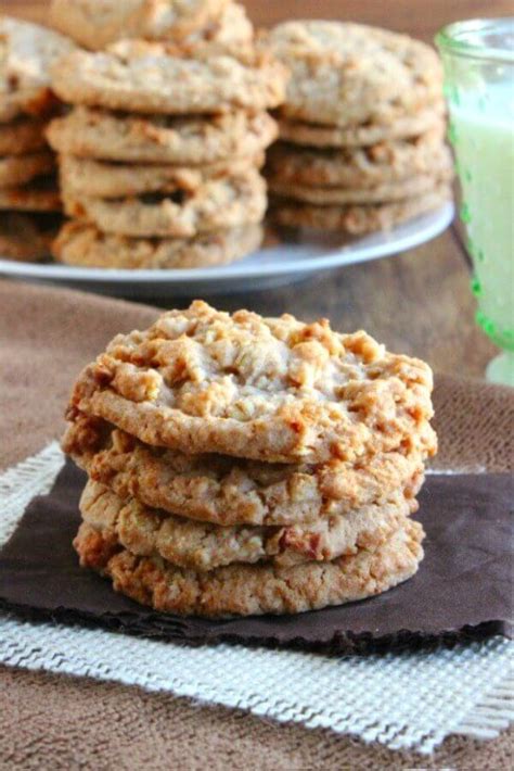 apple-pie-cookies-recipe-baking-time-vegan-in-the image