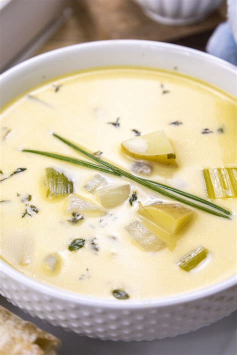 remys-potato-leek-soup-from-ratatouille-the image