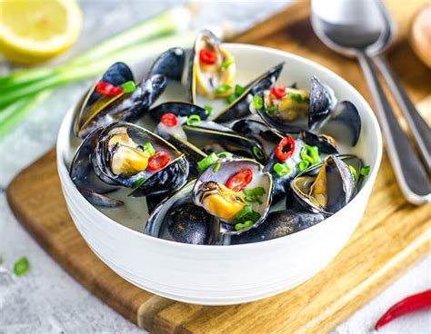 thai-lemongrass-coconut-milk-mussels-recipe-paleo image