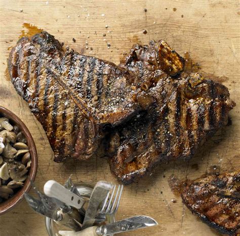 classic-steakhouse-recipes-that-are-perfect-for-home image
