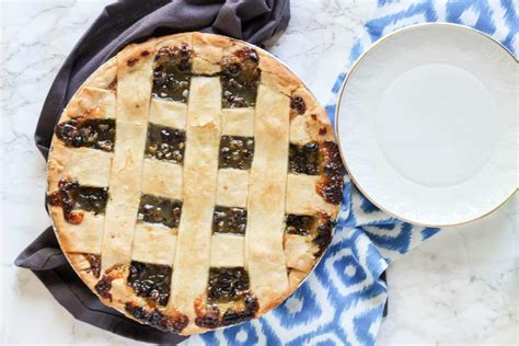 gooseberry-pie-recipe-by-blackberry-babe image