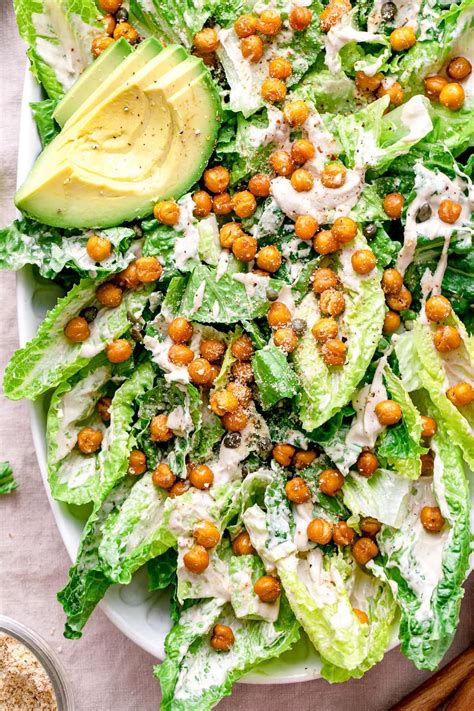 the-best-vegan-caesar-salad-the-simple-veganista image