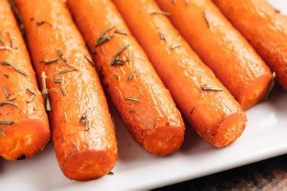 sweet-rosemary-roasted-carrots-tasty-kitchen-a image