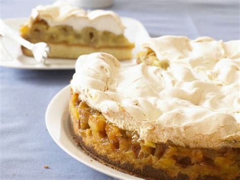 gooseberry-meringue-pie-recipe-eat-smarter-usa image