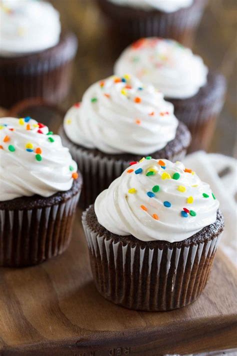 devils-food-cupcakes-with-fluffy-frosting-taste-and image