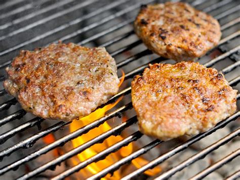 grilled-breakfast-sausage-recipe-serious-eats image