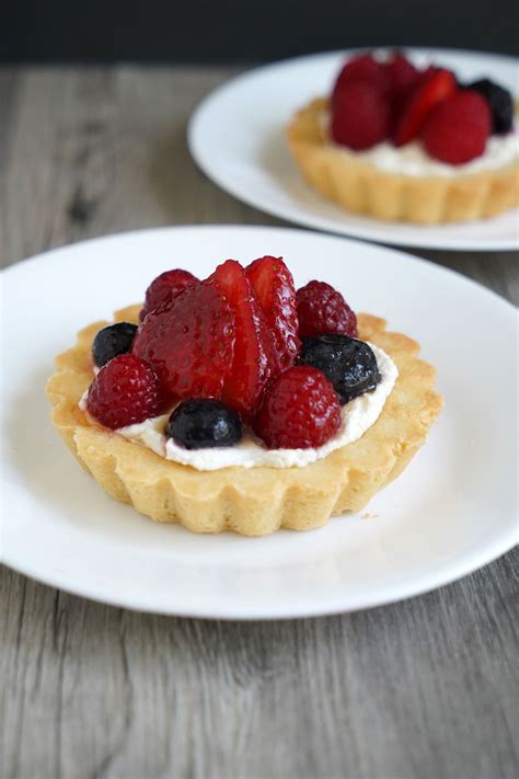 easy-fruit-tart-recipe-dessarts image