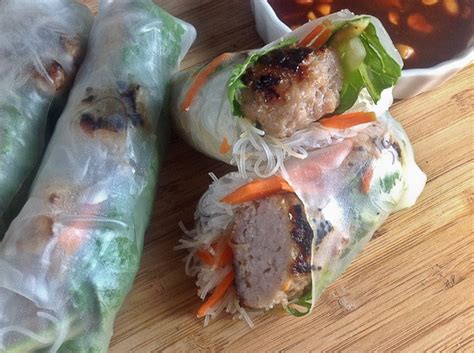 vietnamese-summer-rolls-with-sausage-healthy image