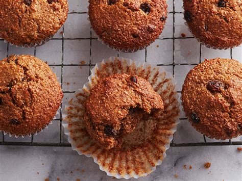 raisin-bran-muffins-recipe-chatelaine image