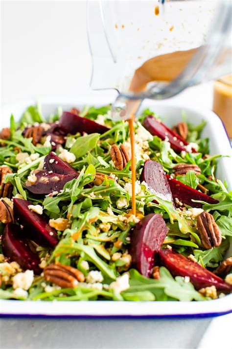 beet-salad-with-arugula-and-balsamic-dressing-eating image