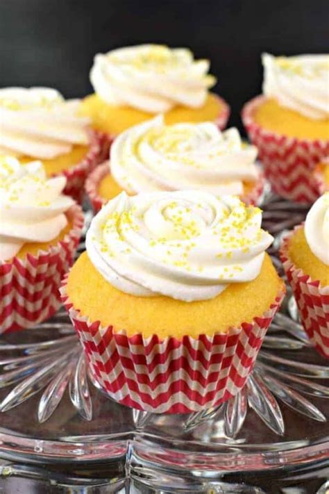 lemon-whipped-cream-frosting-recipe-shugary-sweets image