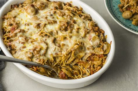 spaghetti-casserole-with-ground-beef-and-cheese image