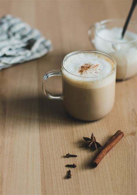 white-chocolate-chai-latte-pretty-simple-sweet image