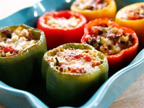 video-stuffed-bell-peppers-the-pioneer-woman image