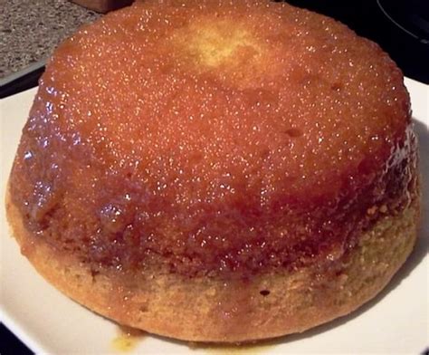 treacle-pudding-steamed-golden-syrup-sponge image