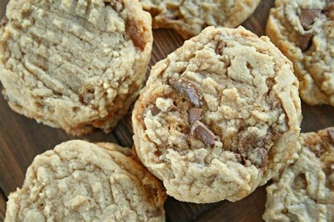 peanut-butter-caramel-cookies-laurens-latest image
