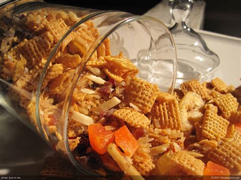 ginger-honey-crunch-snack-mix image
