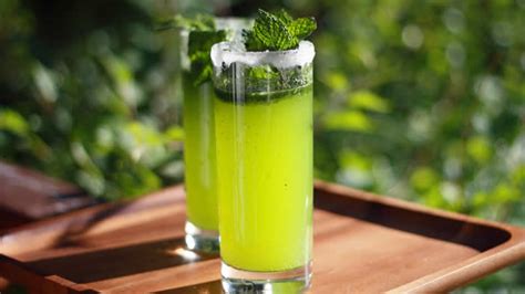 nojitos-non-alcoholic-mojitos-recipe-from-the-blender image