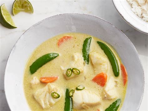 coconut-green-fish-curry-recipe-chatelaine image