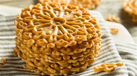 pizzelle-traditional-biscuit-with-a-long-history image