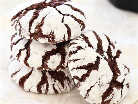 recipe-fudgy-chocolate-crinkle-cookies-duncan image