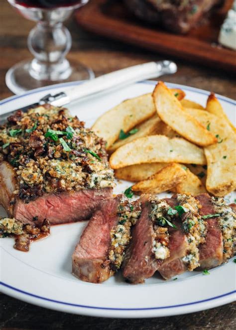 blue-cheese-crusted-steak-with-balsamic-shallots image