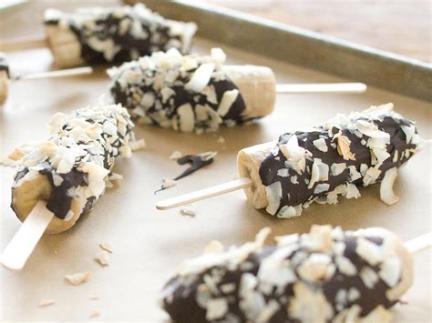 recipe-chocolate-and-coconut-frozen-banana-pops image