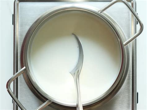 how-to-make-curd-dahi-indian-yogurt-swasthis image