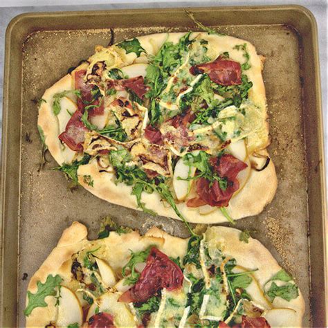 pear-brie-and-prosciutto-pizza-with-honey-drizzle image