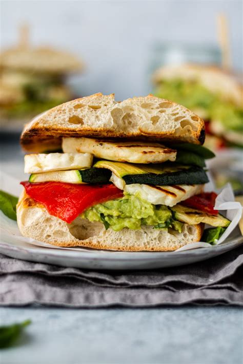 halloumi-sandwich-with-grilled-vegetables-the-last image