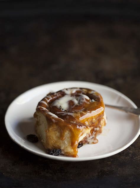 hot-cross-cinnamon-sticky-buns-recipe-drizzle-and-dip image