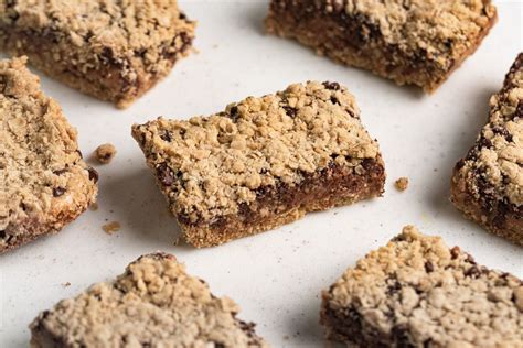 peanut-butter-oatmeal-bars-recipe-with-chocolate-chips image
