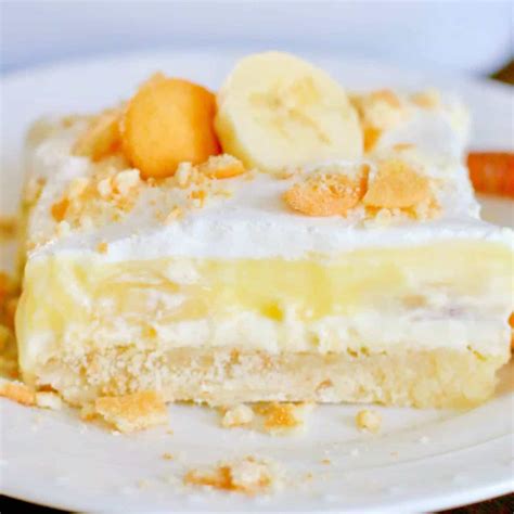 banana-cream-pie-delight-video-the-country-cook image