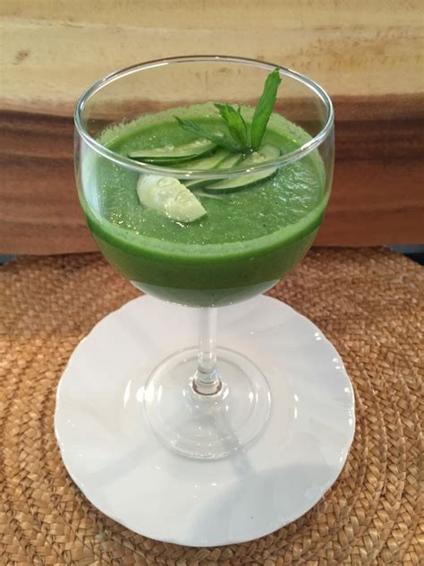 chilled-cucumber-summer-spinach-soup-a-natural image