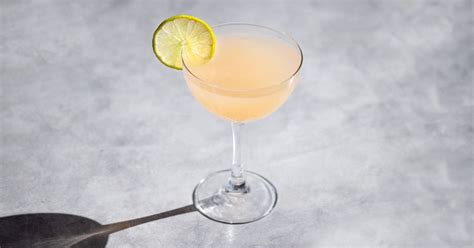 hemingway-daiquiri-cocktail-recipe-liquorcom image