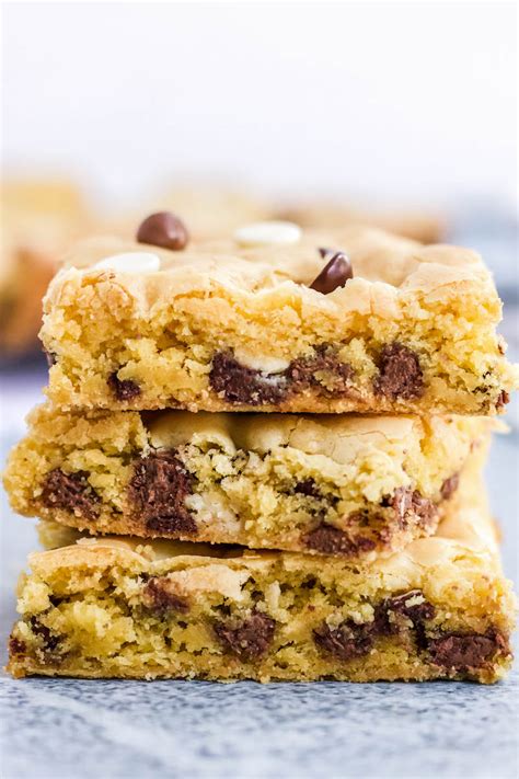 easy-cake-mix-cookie-bars-chewy-chocolate-chip image