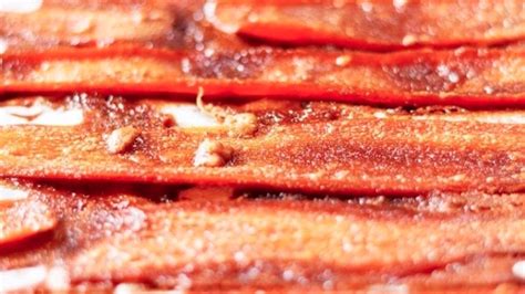 5-vegan-carrot-bacon-recipes-thatll-blow-your-mind image