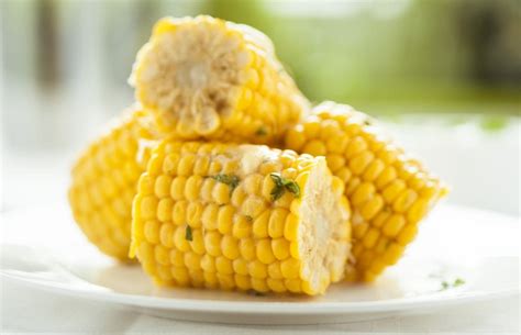 corn-on-the-cob-with-garlic-and-chive-butter-healthy image