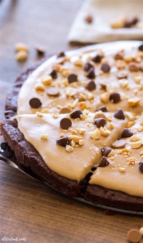 chocolate-peanut-butter-brownie-pizza-a-latte-food image