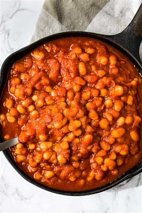 healthy-vegan-baked-beans-plant-power-couple image