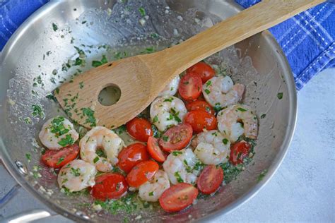 easy-garlic-butter-shrimp-recipe-10-mins-6 image